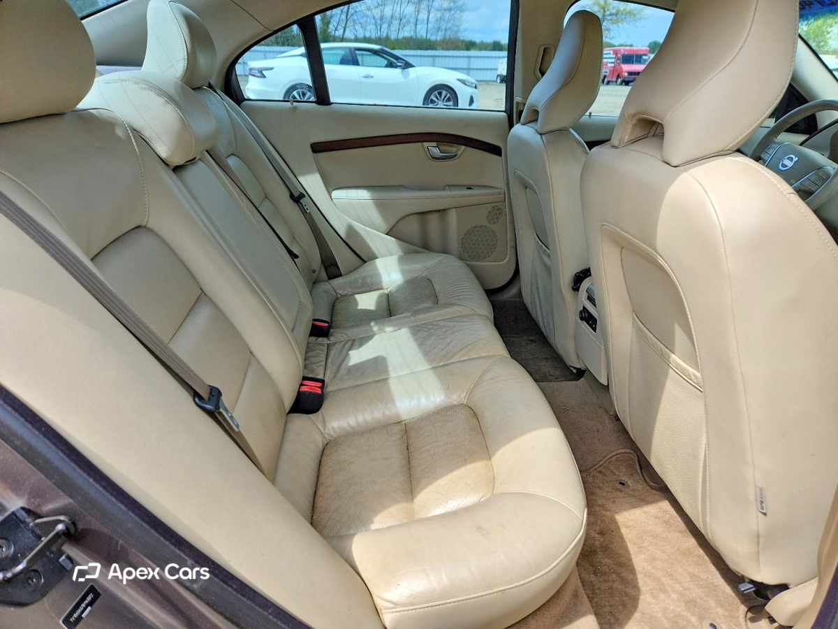 Volvo S80 2011