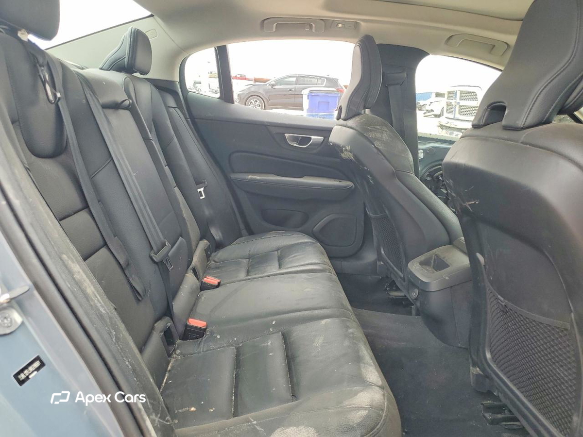 Volvo S60 2024