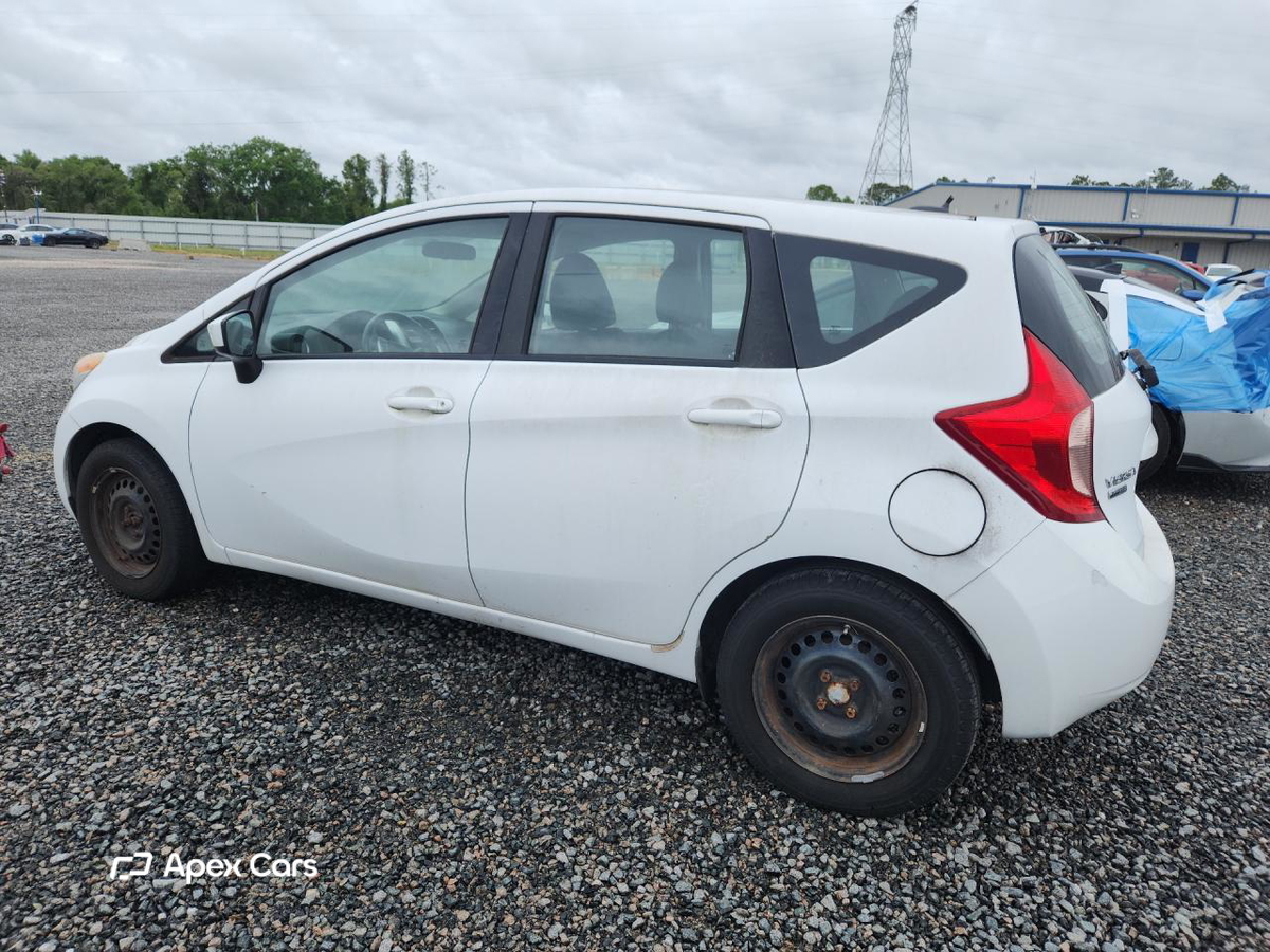 Nissan Versa 2016