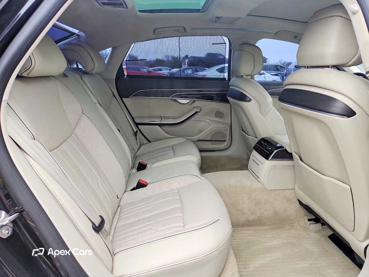 Audi A8 2021