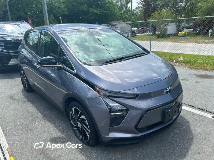 2023 Chevrolet Bolt - Image 1 of 5