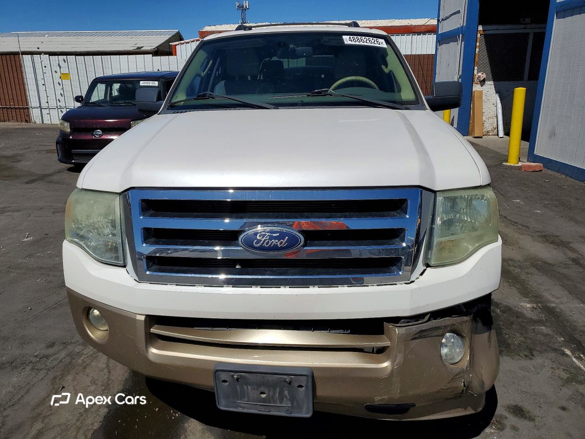Ford Expedition 2011