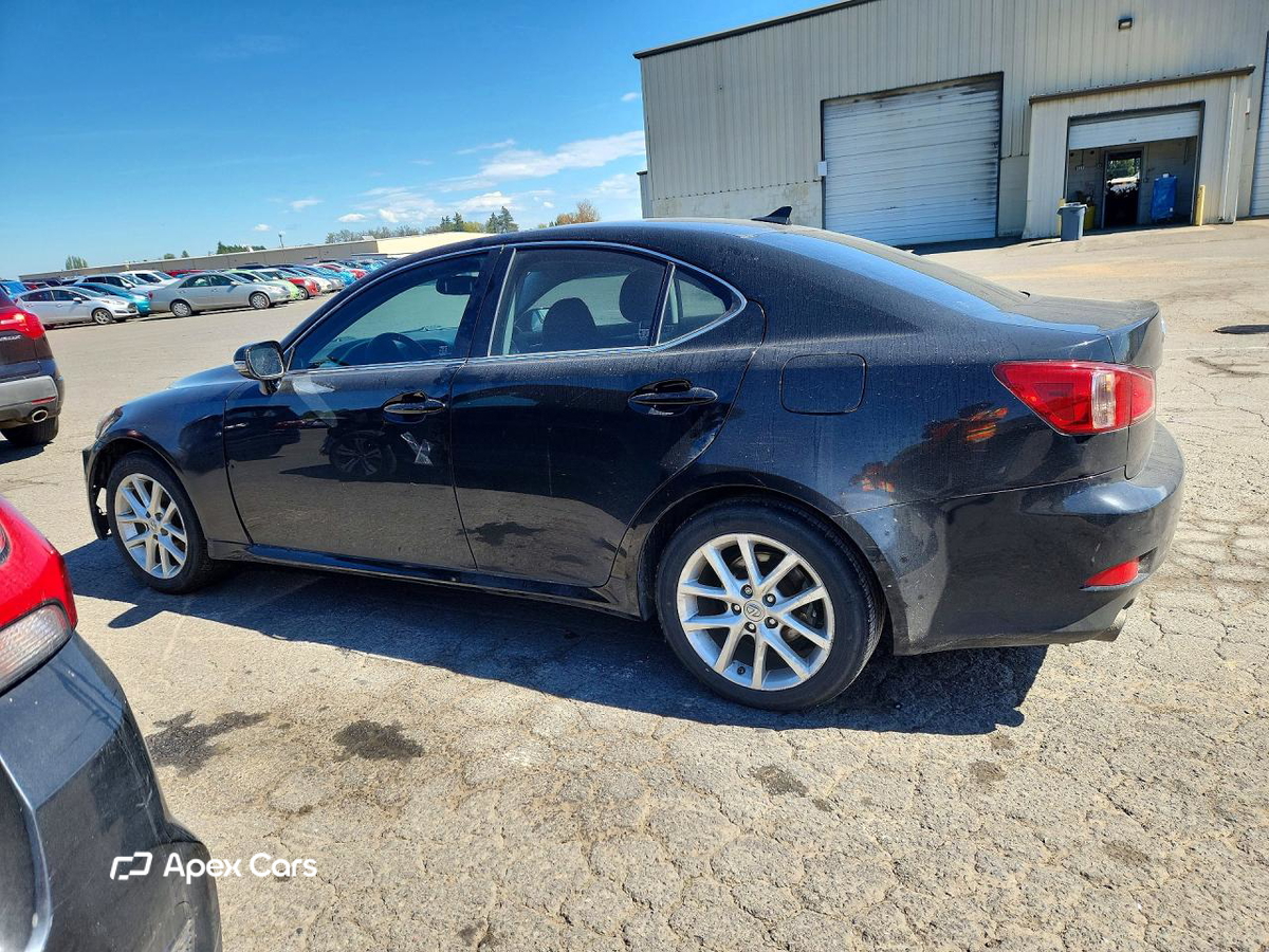 Lexus IS 2011