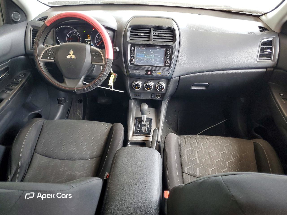 Mitsubishi Outlander 2020