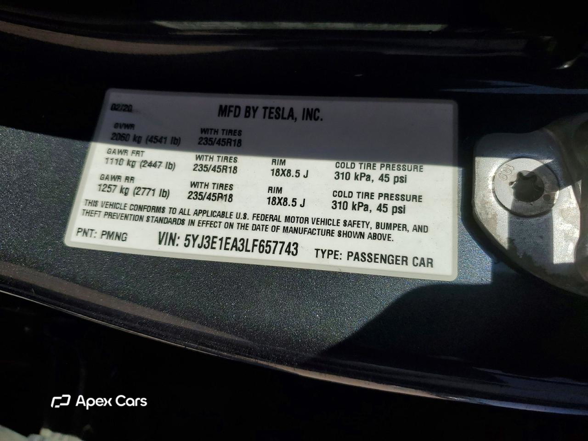 Tesla Model 3 2020