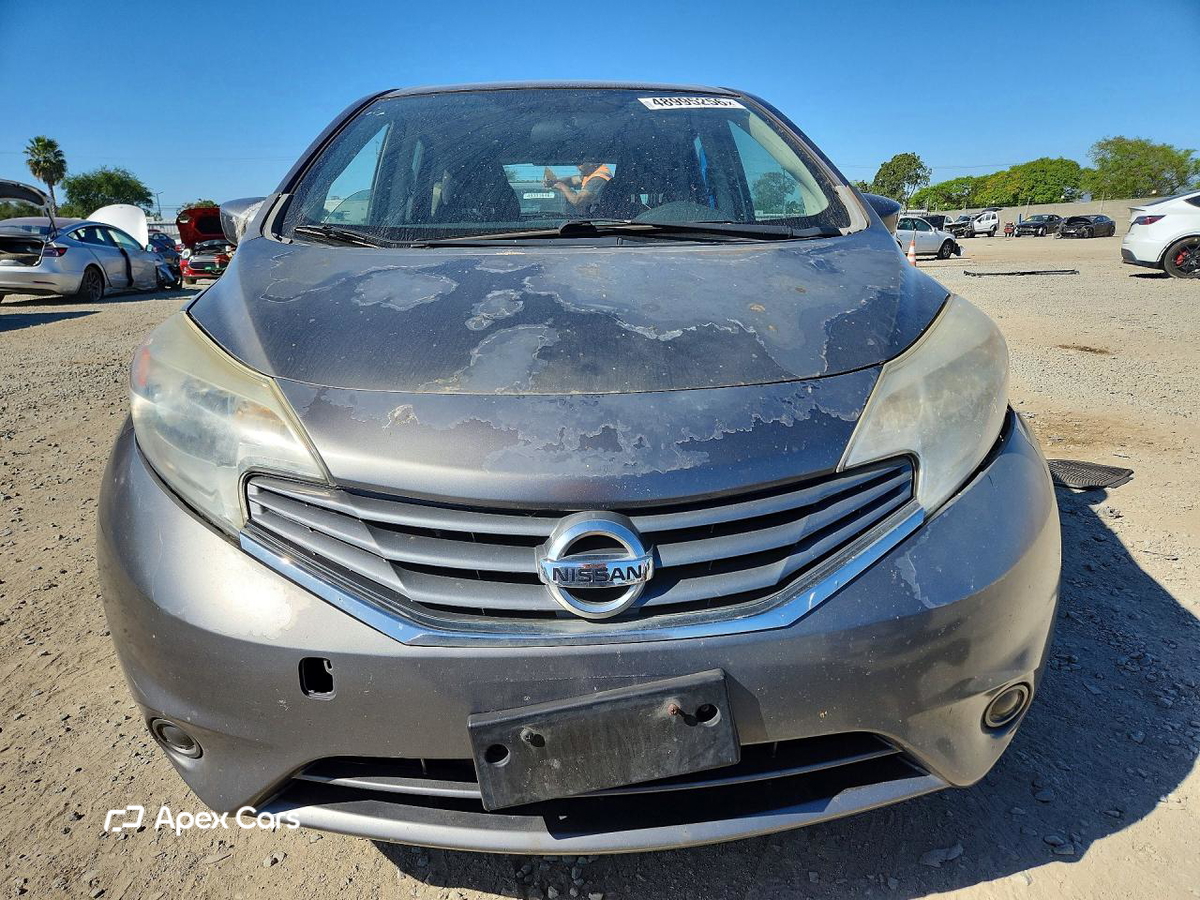 Nissan Versa 2016