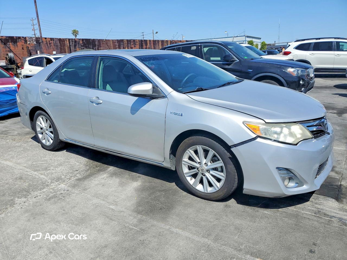 Toyota Camry Solara 2012