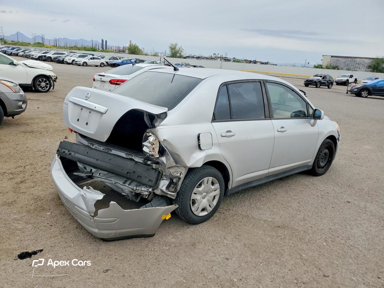 Nissan Versa 2011