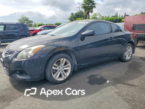 Nissan Altima 2011 - Zdjęcie 1 z 12