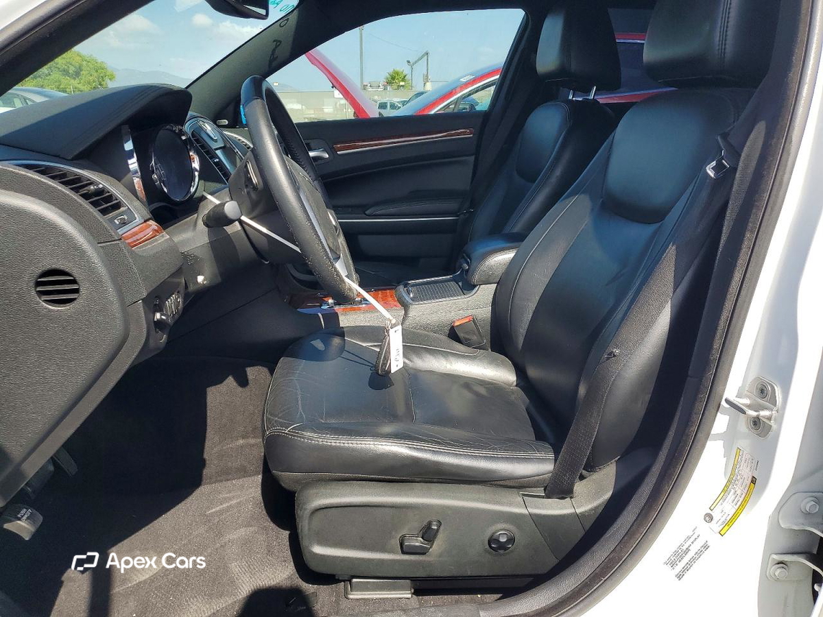 Chrysler 300 2012