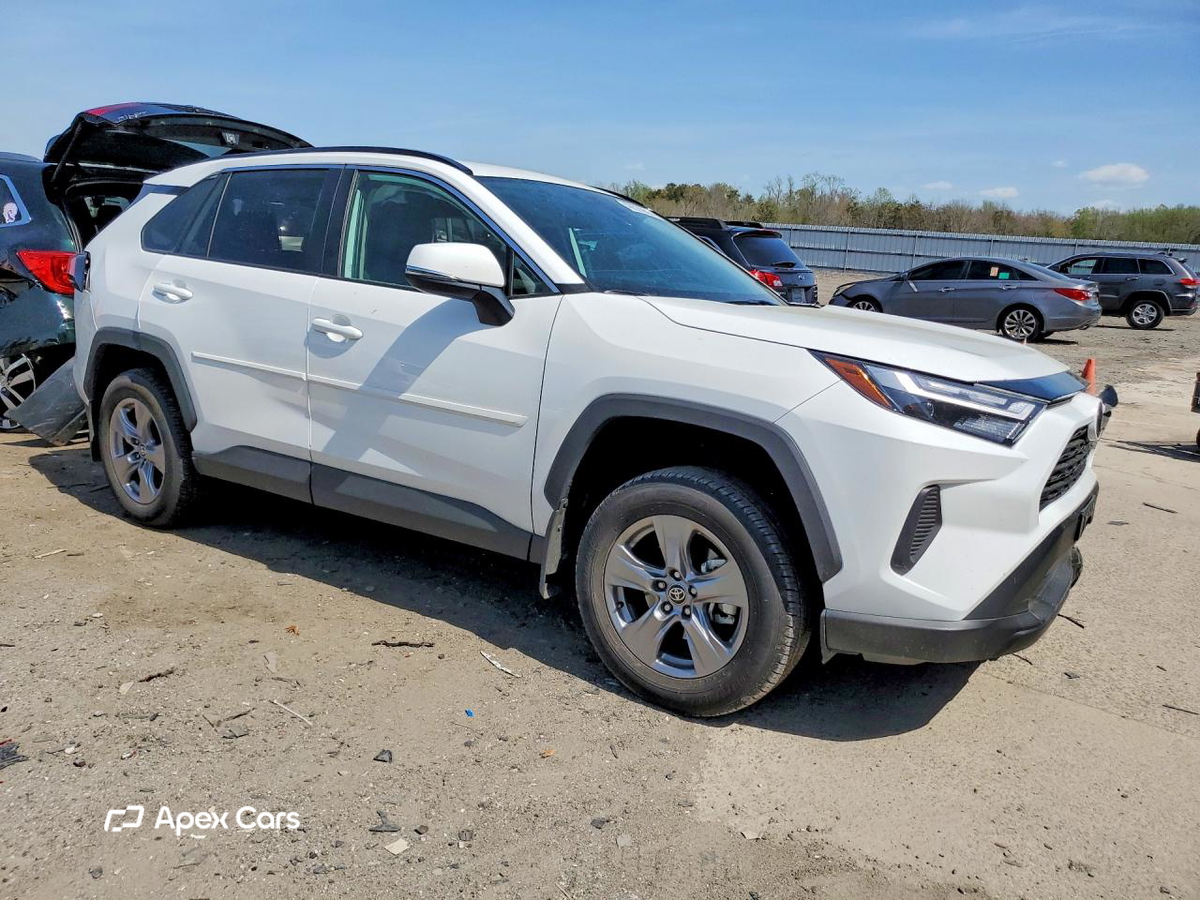 Toyota RAV 4 2025