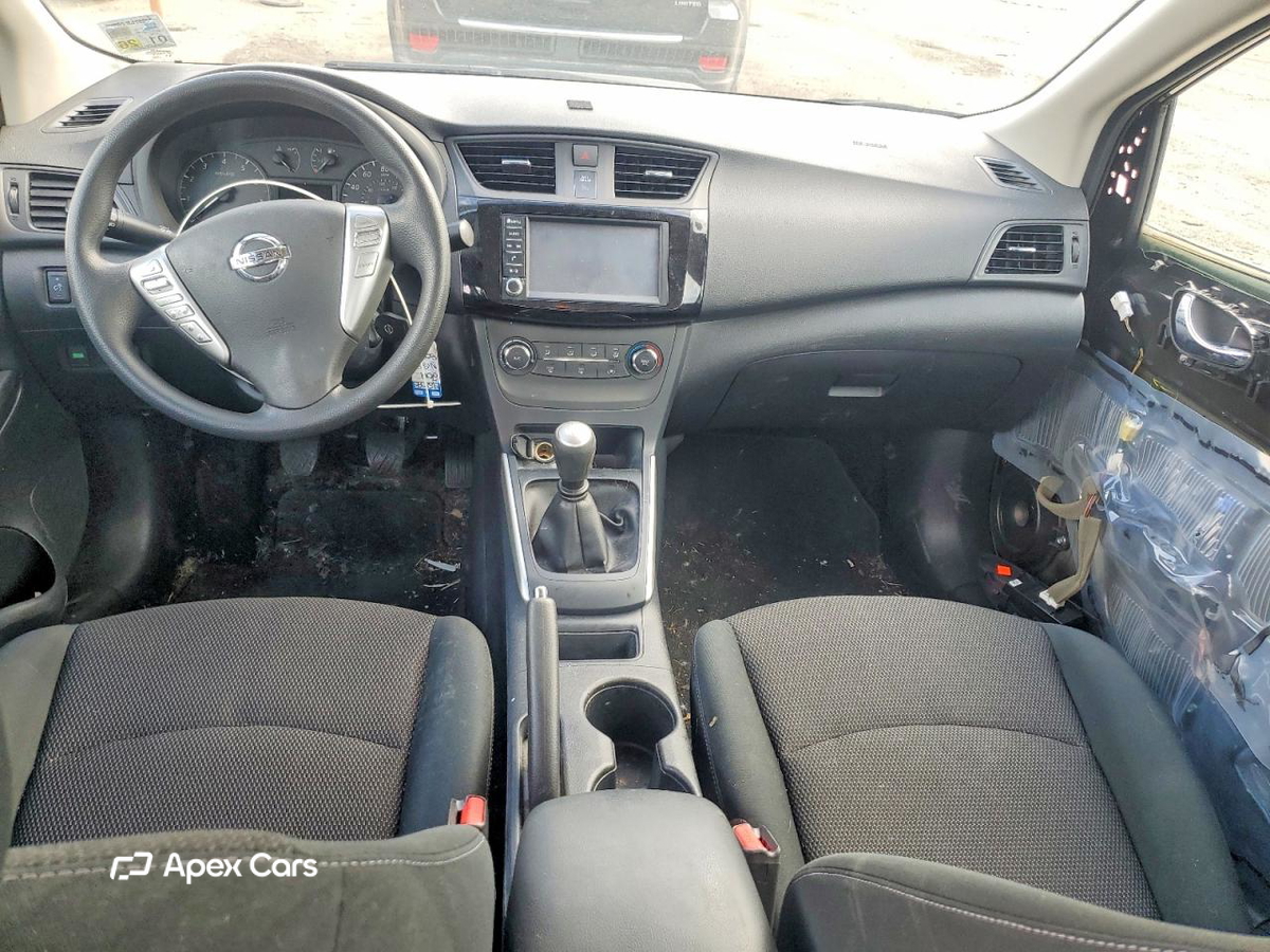 Nissan Sentra 2019