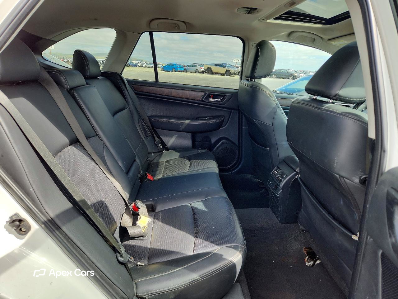 Subaru Outback 2015