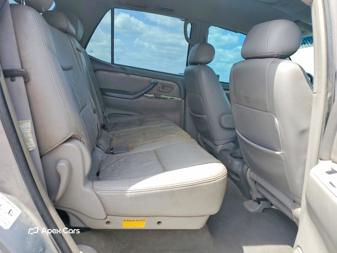 Toyota Sequoia 2002