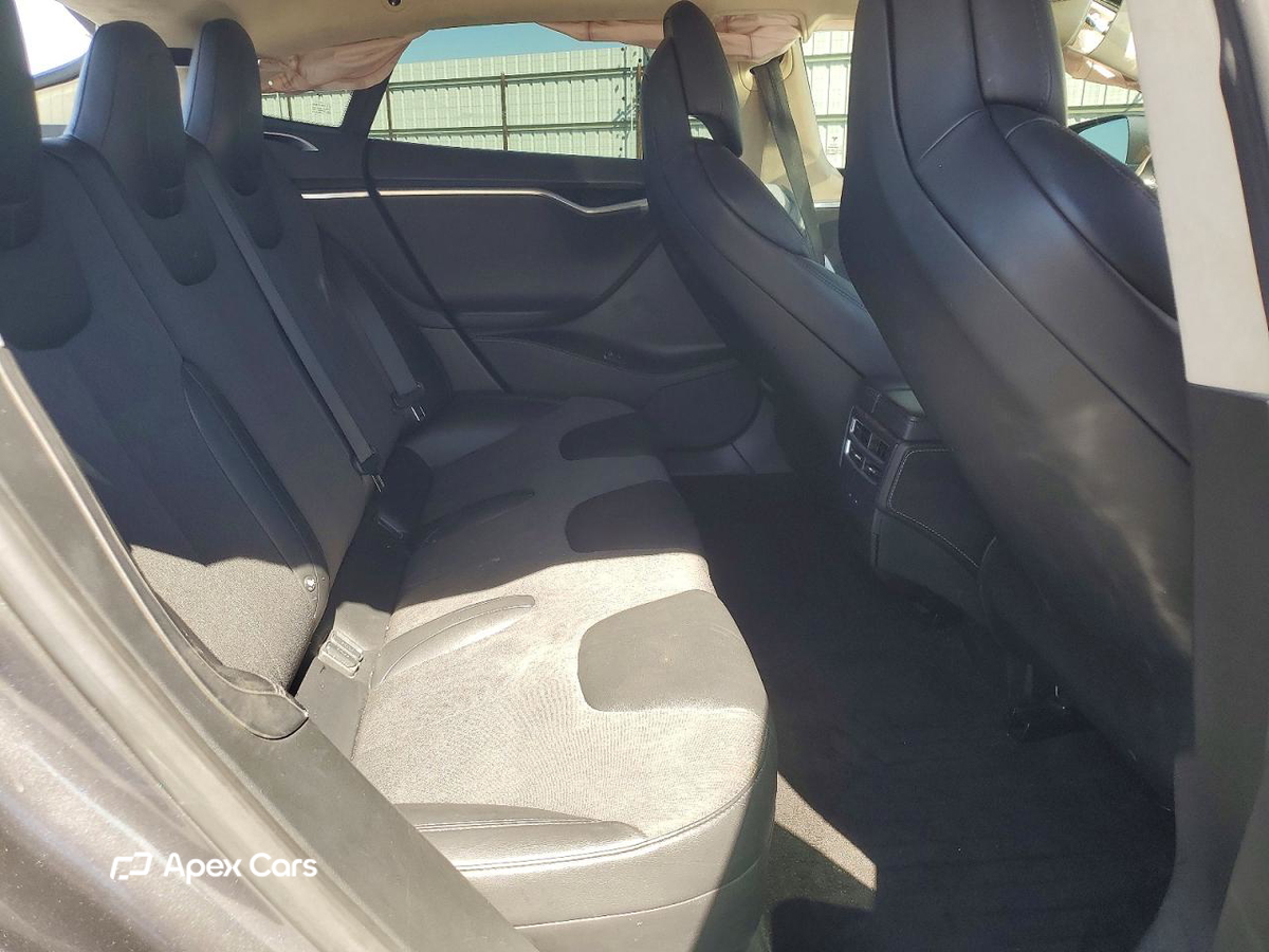 Tesla Model S 2017
