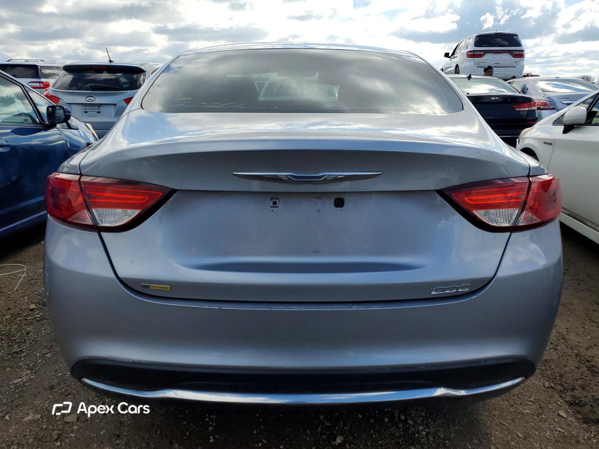 Chrysler 200 2015
