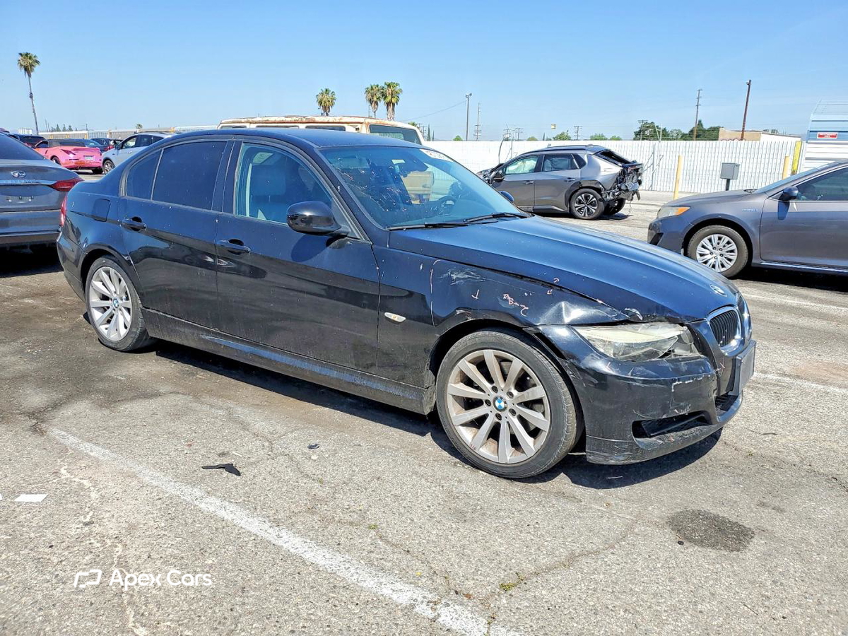 BMW Series 3 2011
