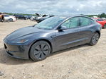 Tesla Model 3 2025