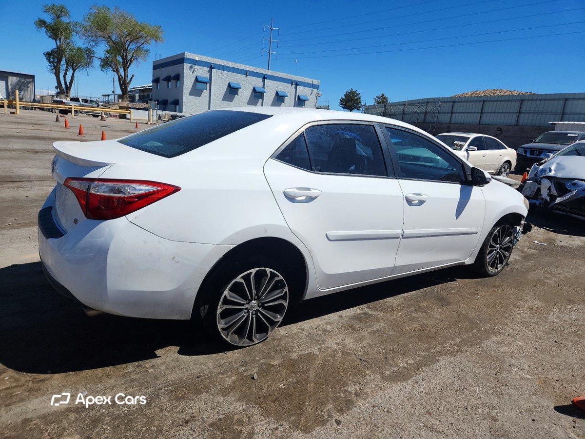 Toyota Corolla 2015