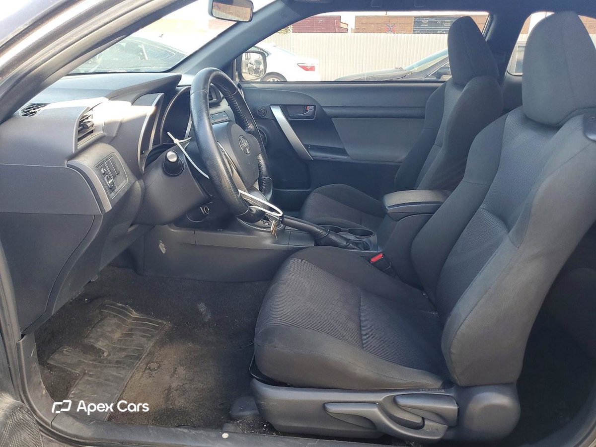 Scion tC 2012