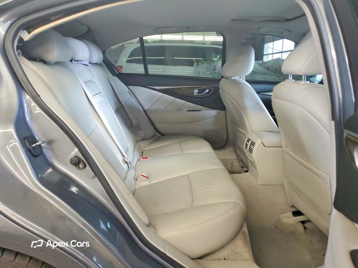 Infiniti Q50 2017