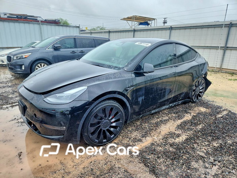 Tesla Model Y 2023 - Image 1 of 12