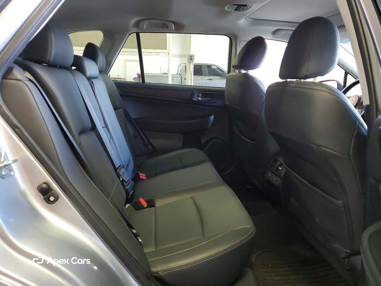 Subaru Outback 2016