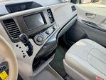 Toyota Sienna 2012