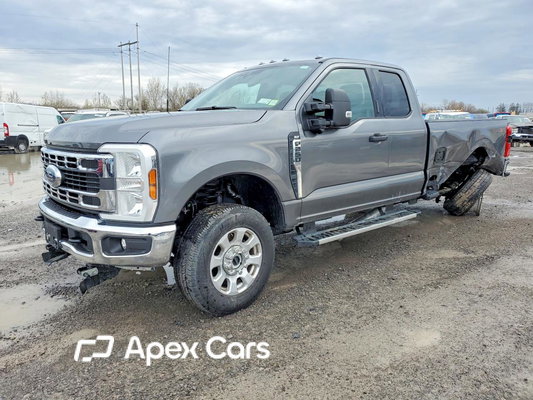 Ford F250 2024 - Image 1 of 5