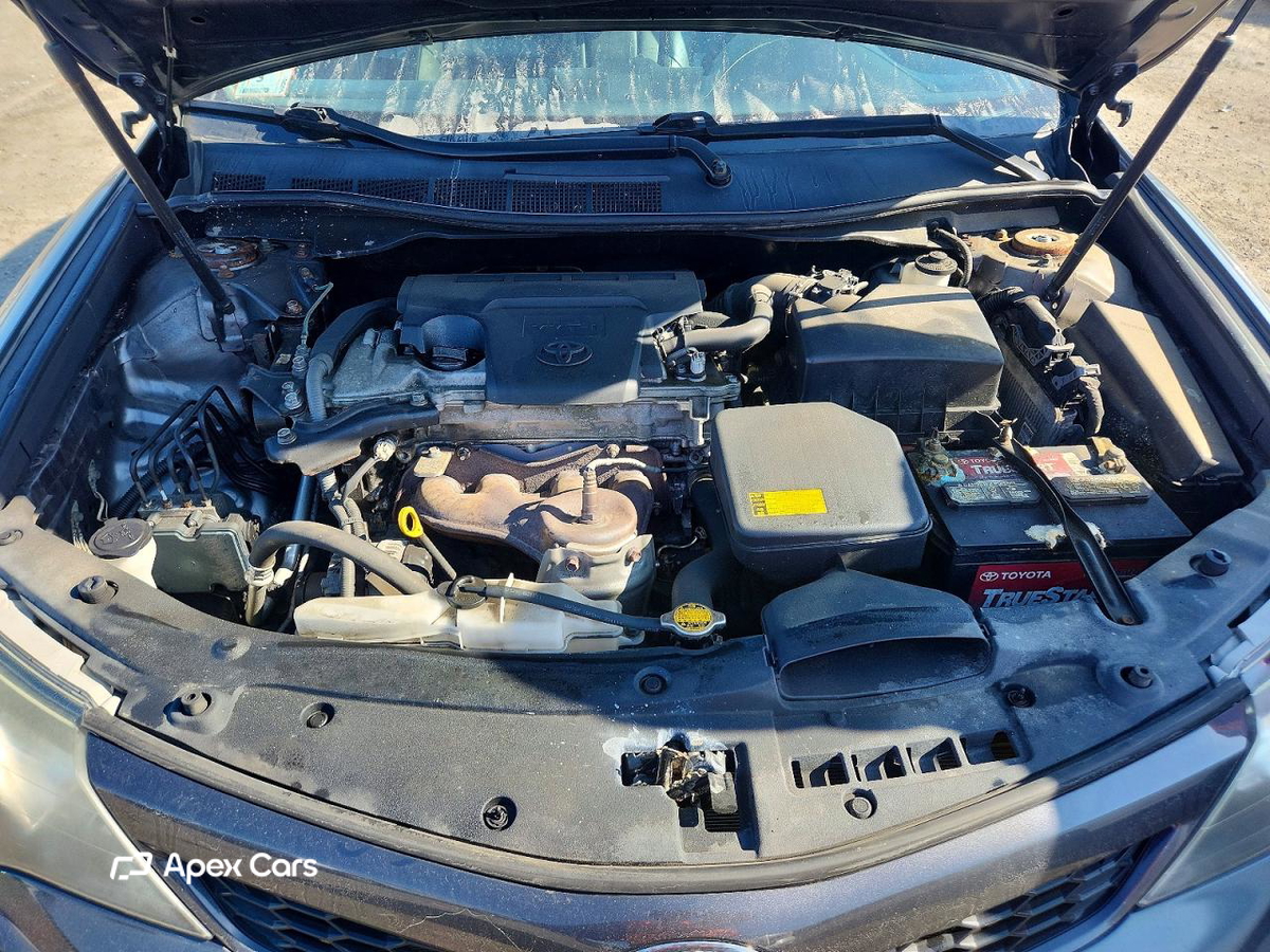Toyota Camry 2012