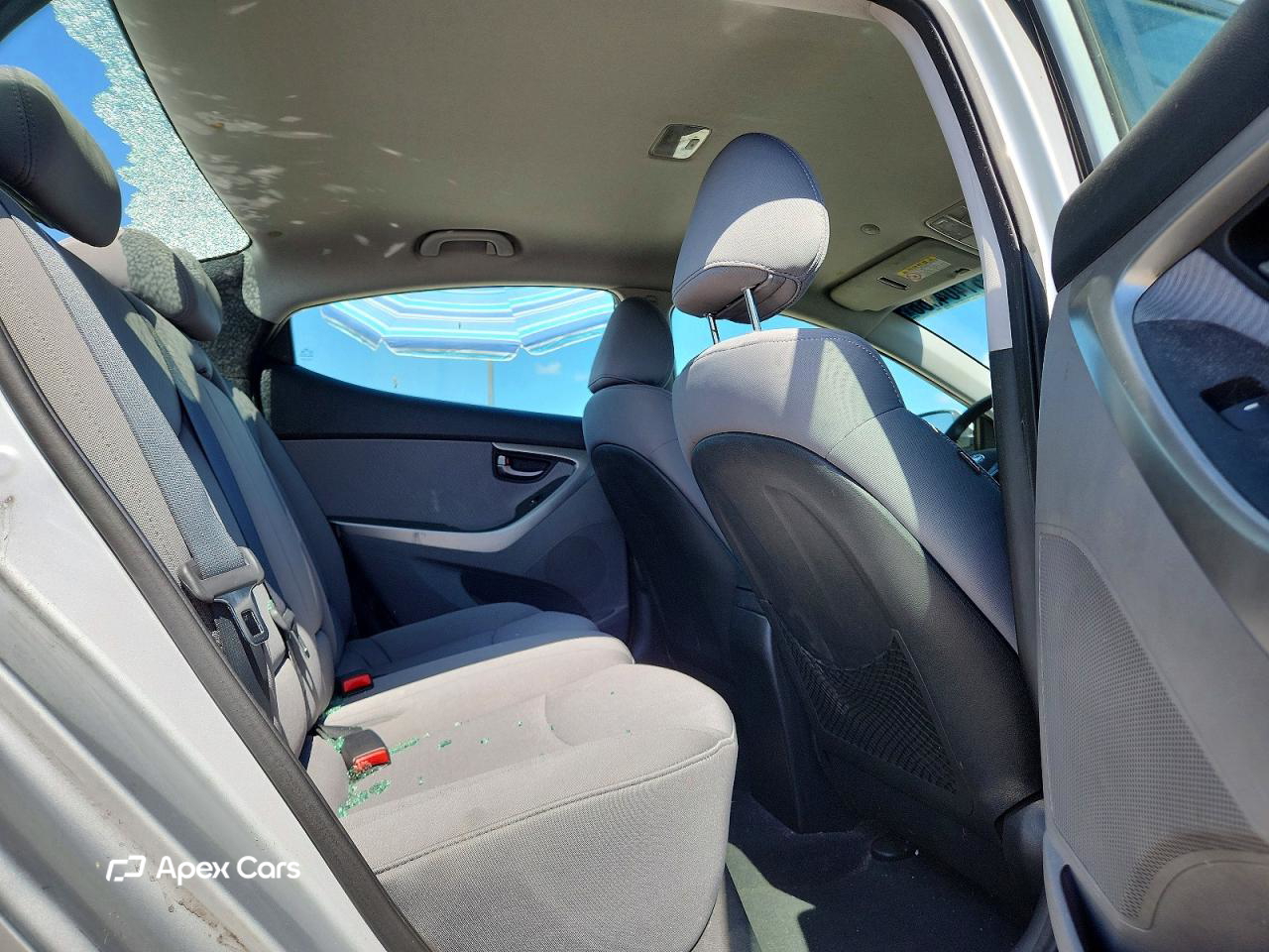 Hyundai Elantra 2012