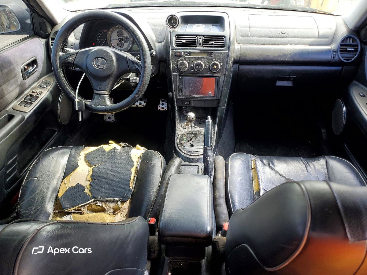 Lexus IS 2002