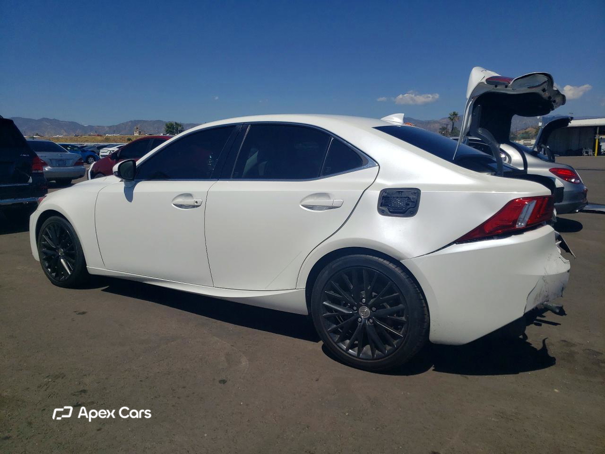 Lexus IS 2015
