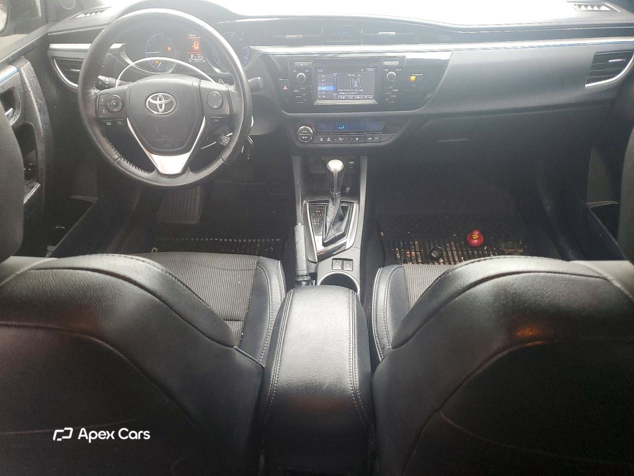 Toyota Corolla 2015