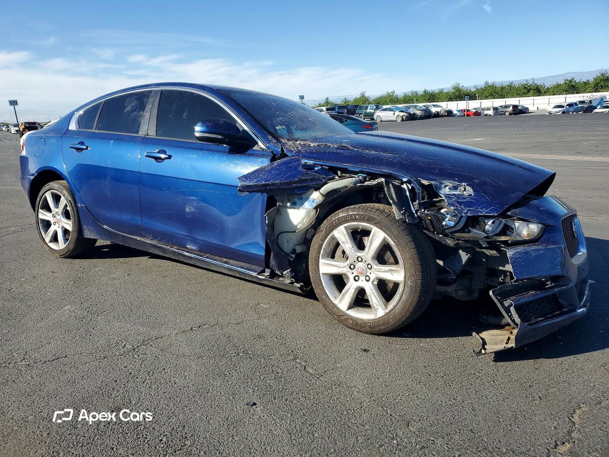 Jaguar XE 2017
