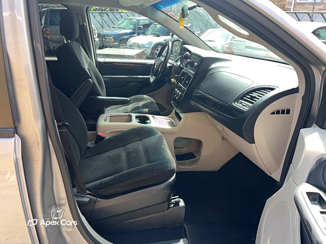 Dodge Caravan 2016