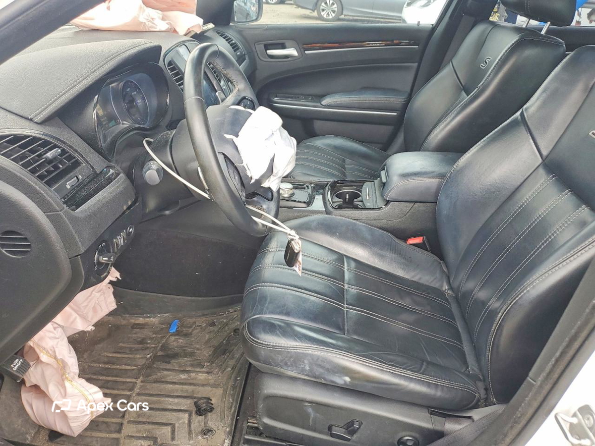 Chrysler 300 2017