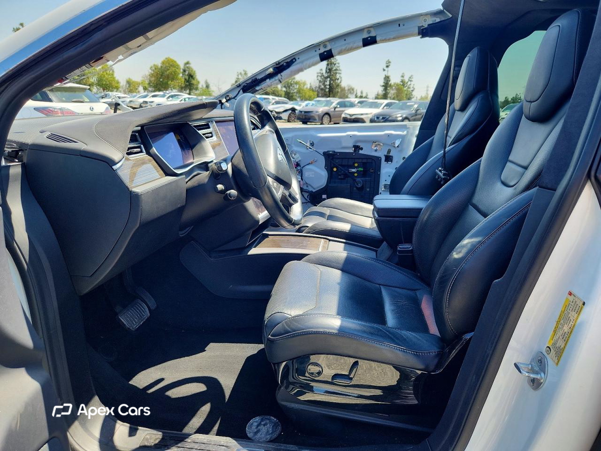 Tesla Model X 2016