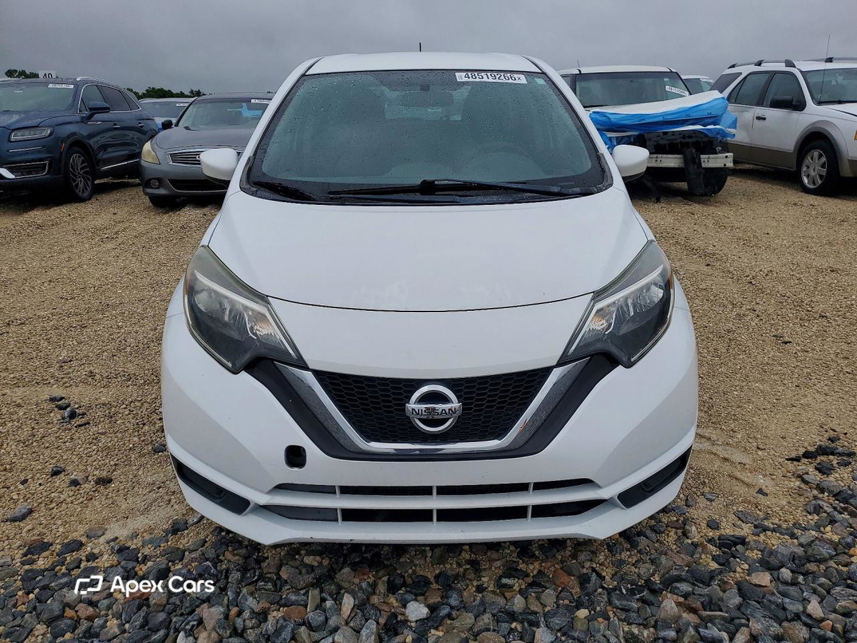Nissan Versa 2018