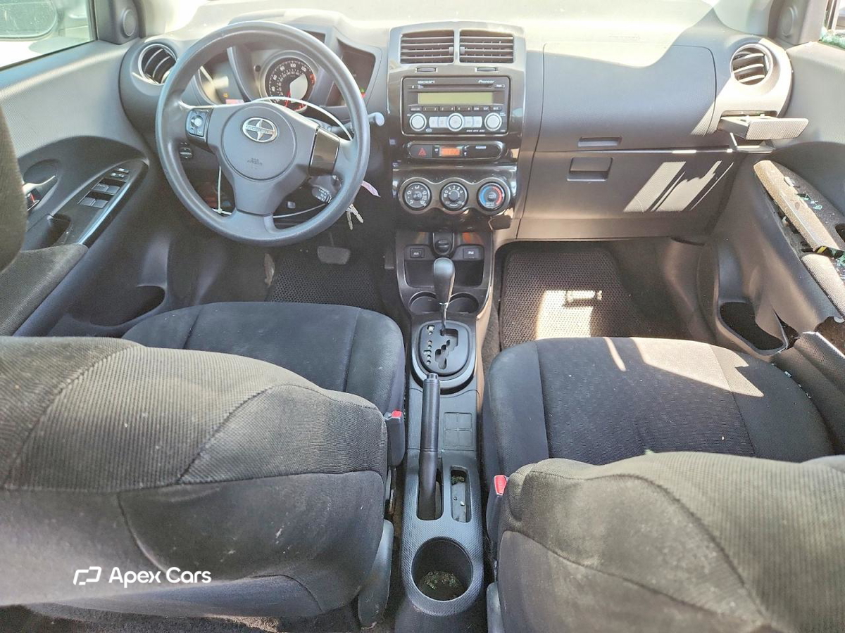 Scion xD 2009