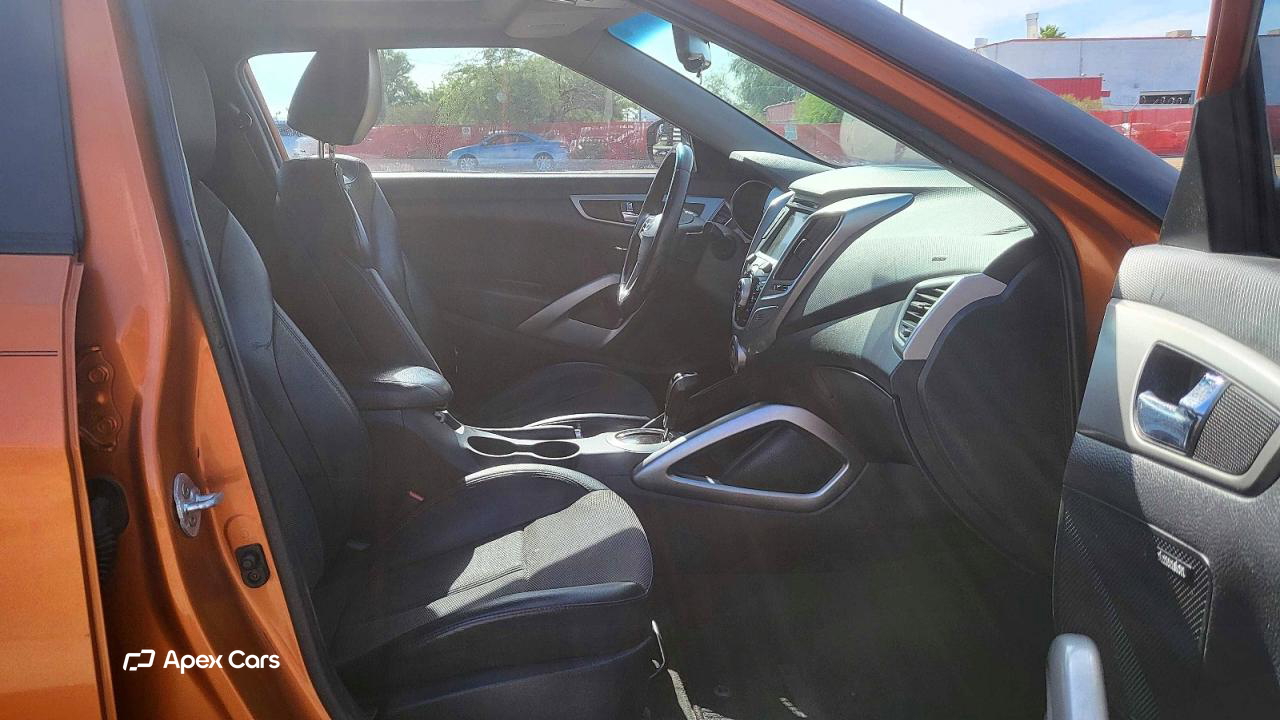 Hyundai Veloster 2015