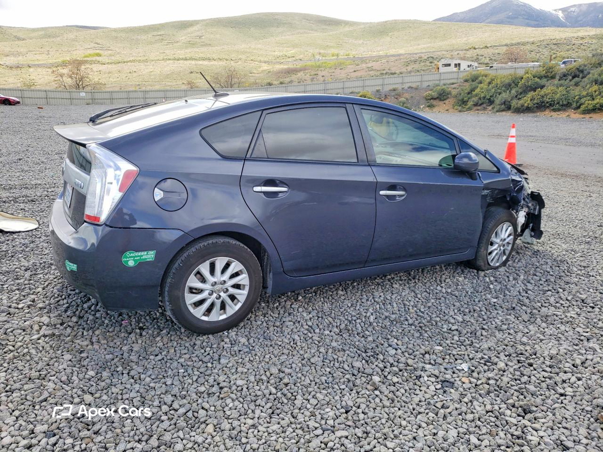 Toyota Prius 2012