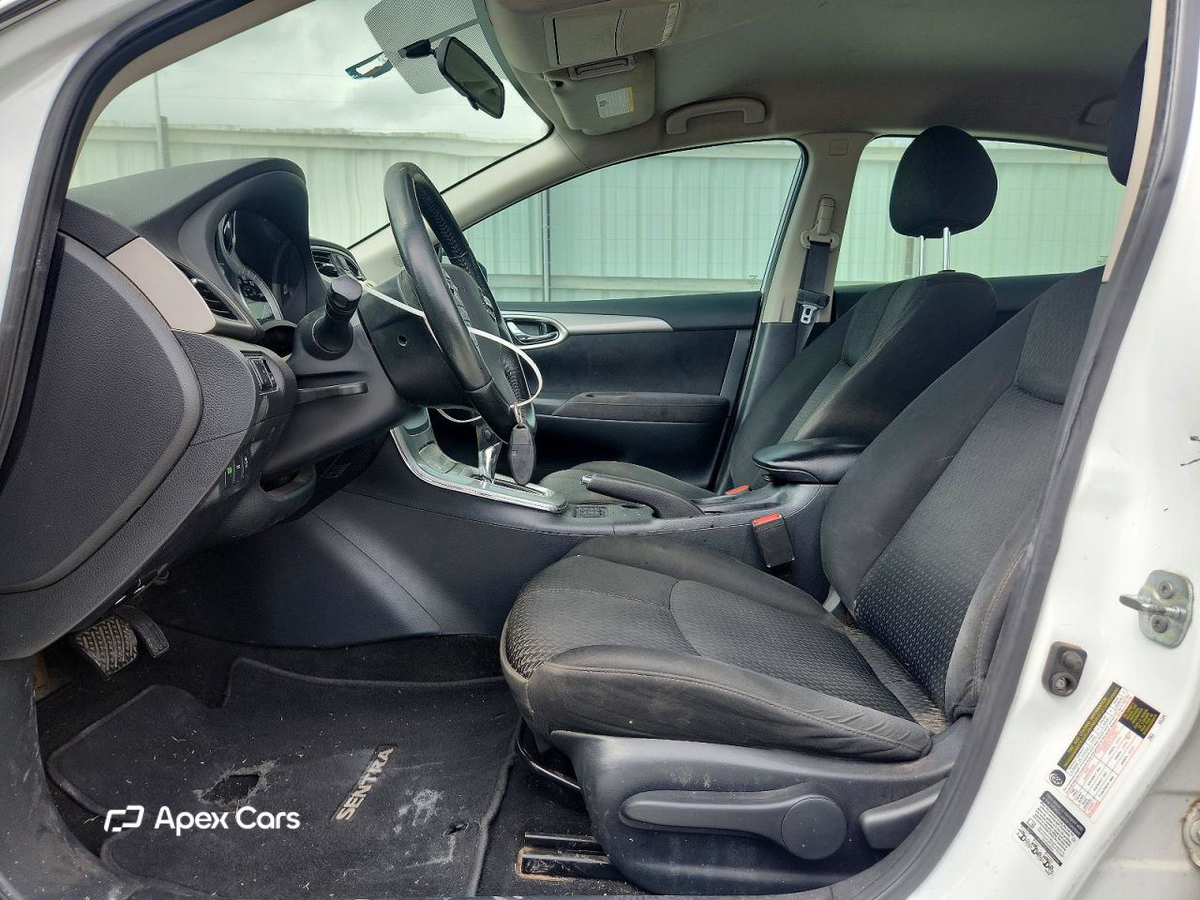 Nissan Sentra 2015