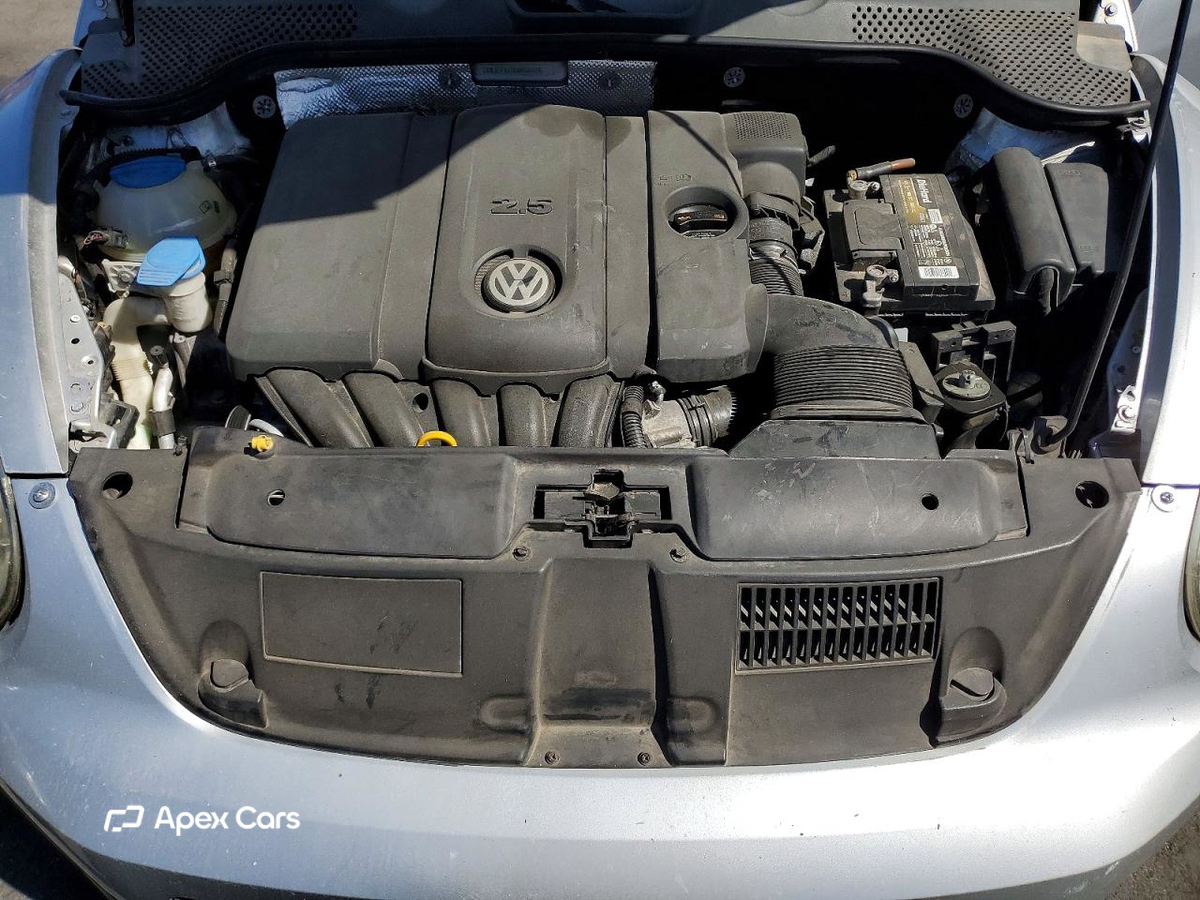 Volkswagen Beetle 2013