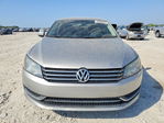 Volkswagen Passat 2014