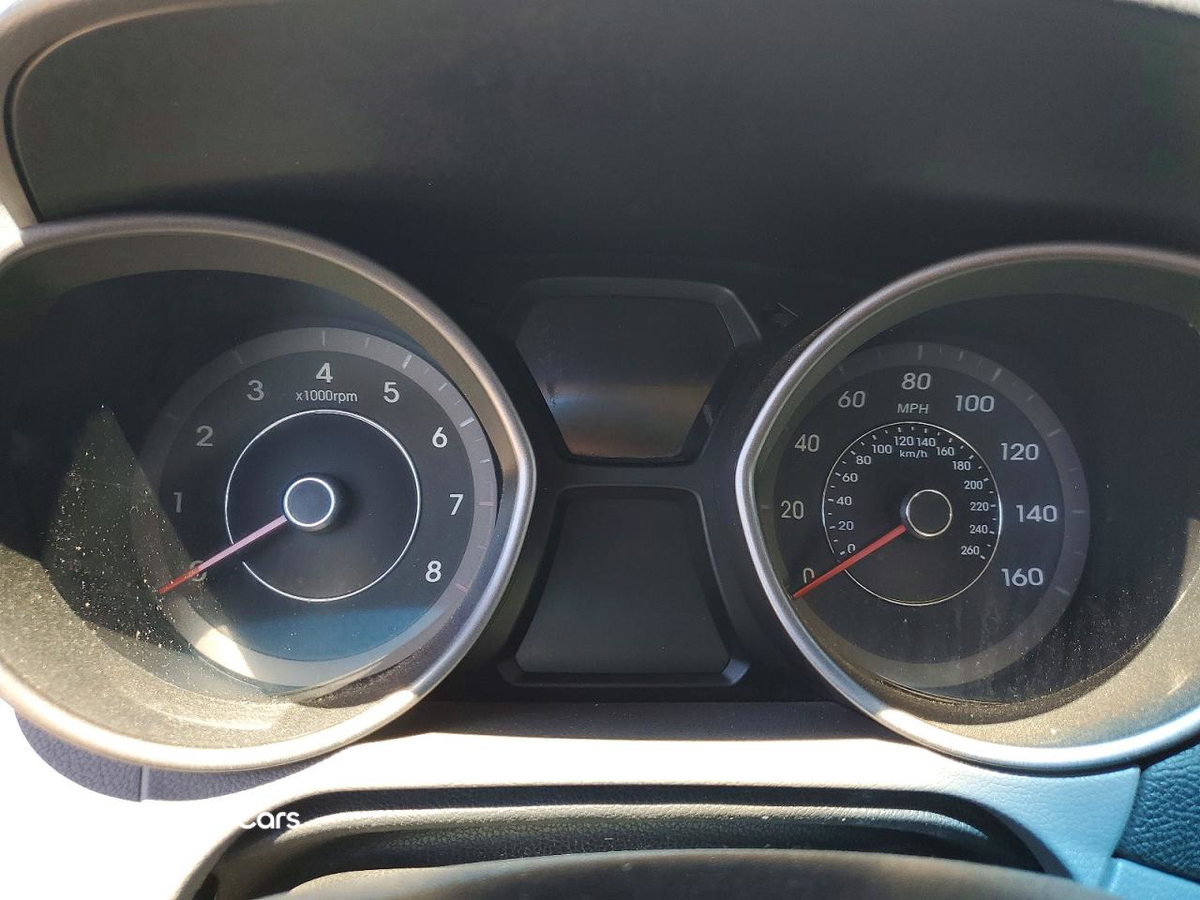 Hyundai Elantra 2016