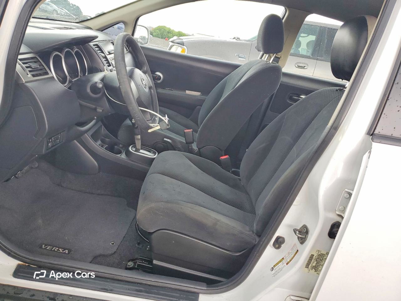 Nissan Versa 2011