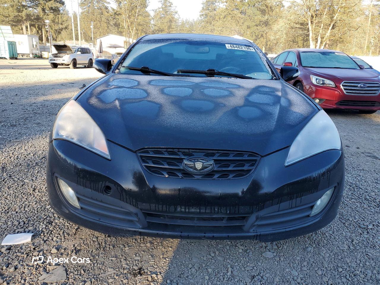Hyundai Genesis 2012