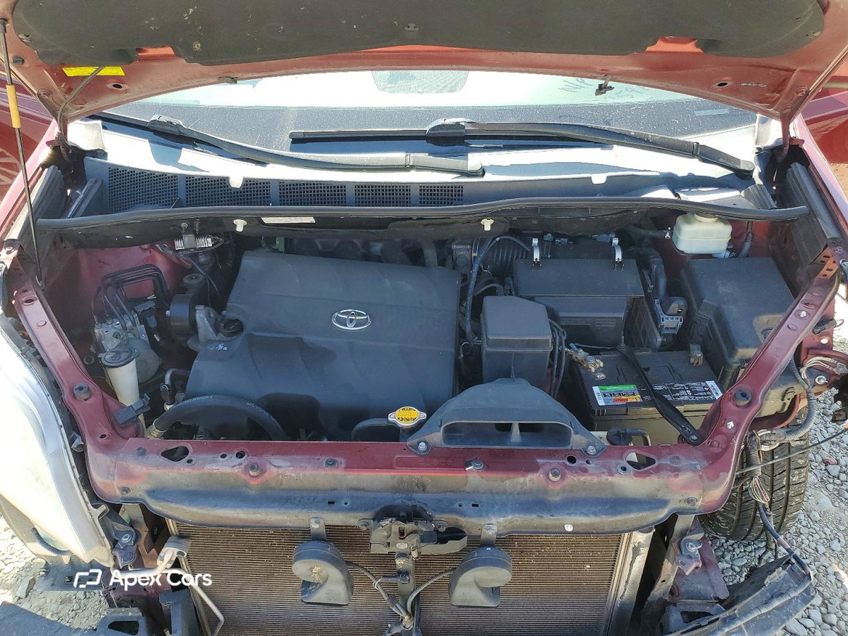 Toyota Sienna 2015