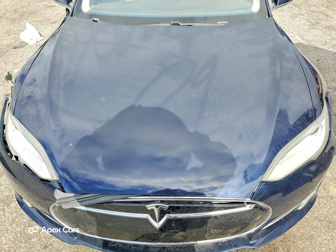 Tesla Model S 2015